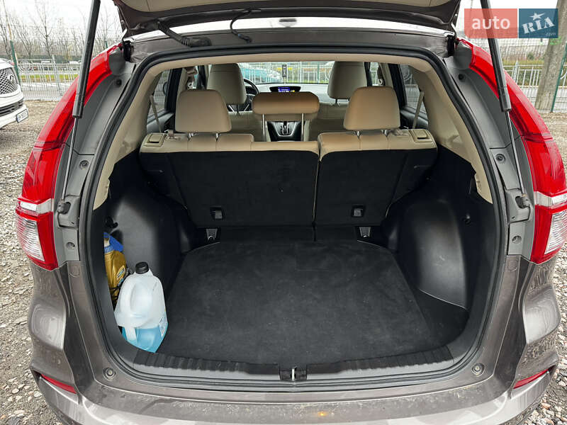 Позашляховик / Кросовер Honda CR-V 2016 в Києві