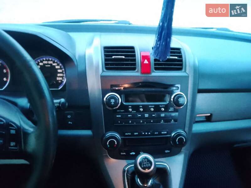 Внедорожник / Кроссовер Honda CR-V 2007 в Борщеве