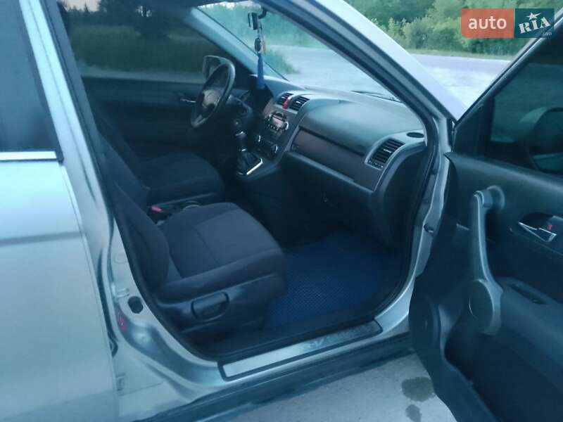 Внедорожник / Кроссовер Honda CR-V 2007 в Борщеве