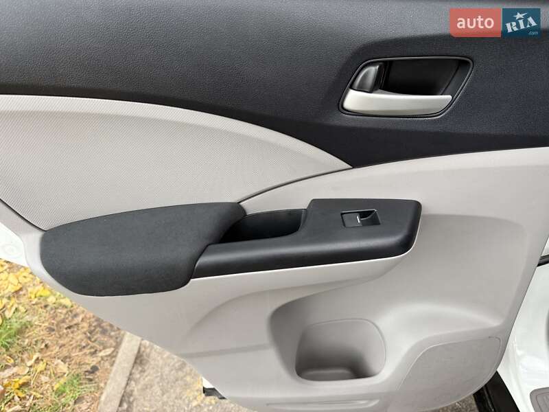 Внедорожник / Кроссовер Honda CR-V 2015 в Киеве фото 38 Внедорожник / Кроссовер Honda CR-V 2015 в Киеве