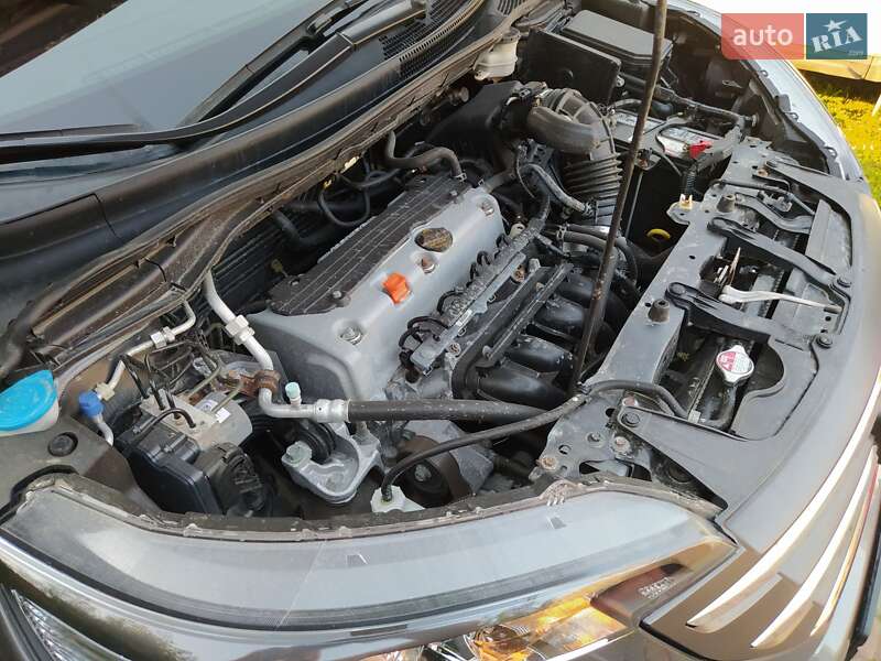 Позашляховик / Кросовер Honda CR-V 2014 в Вінниці