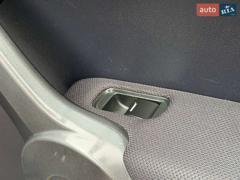 Позашляховик / Кросовер Honda CR-V 2009 в Охтирці фото 35 Позашляховик / Кросовер Honda CR-V 2009 в Охтирці