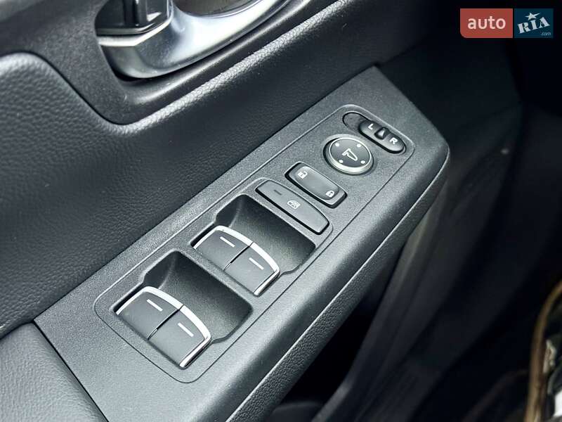 Позашляховик / Кросовер Honda CR-V 2023 в Харкові