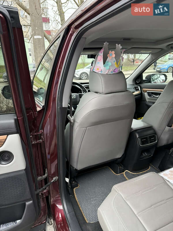 Внедорожник / Кроссовер Honda CR-V 2018 в Хмельницком