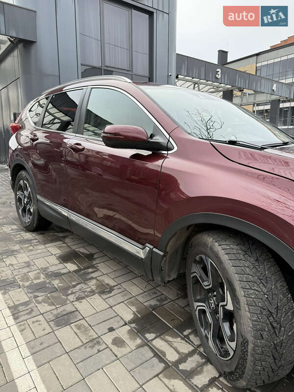Внедорожник / Кроссовер Honda CR-V 2018 в Хмельницком