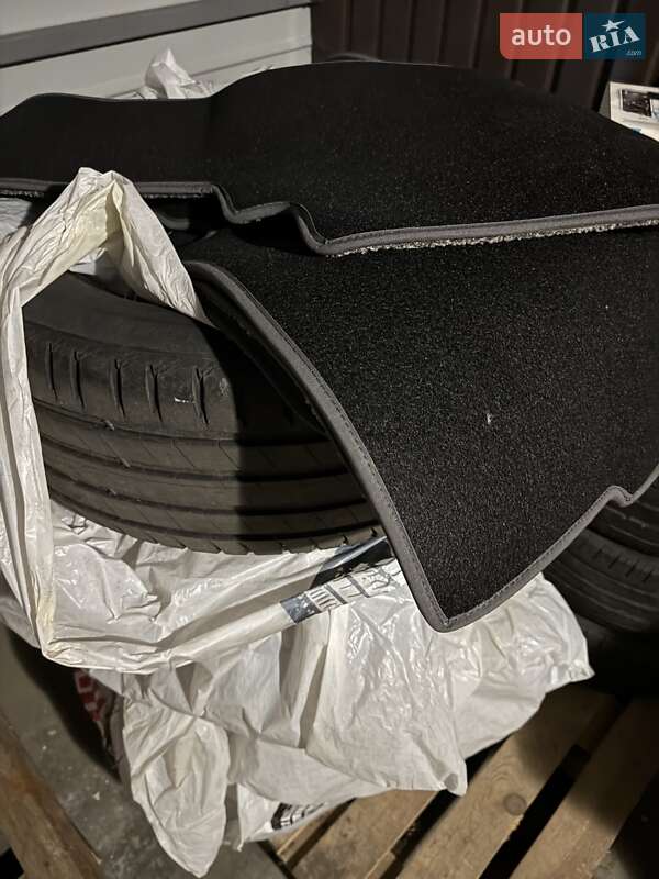 Позашляховик / Кросовер Honda CR-V 2018 в Києві фото 61 Позашляховик / Кросовер Honda CR-V 2018 в Києві