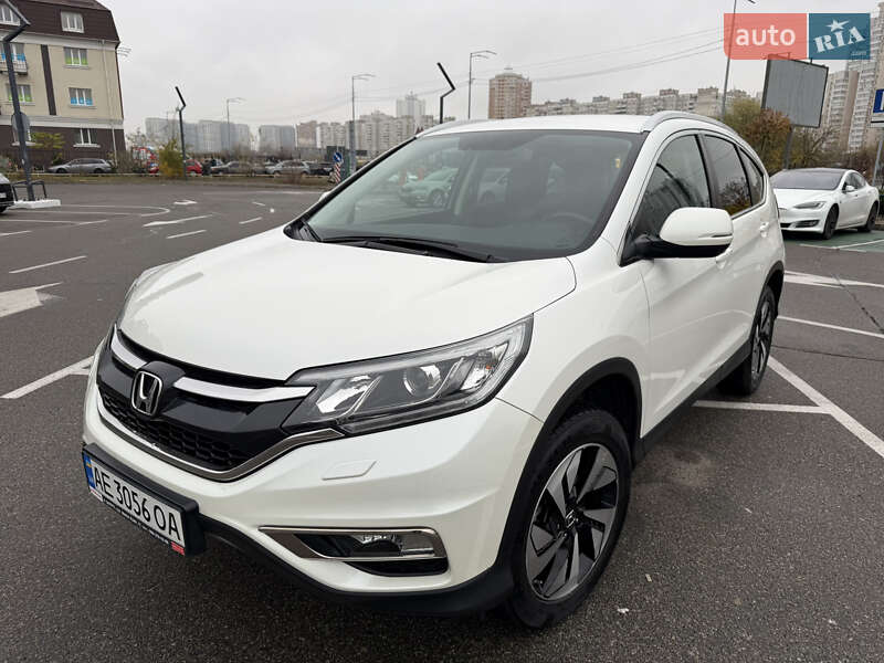Позашляховик / Кросовер Honda CR-V 2015 в Києві