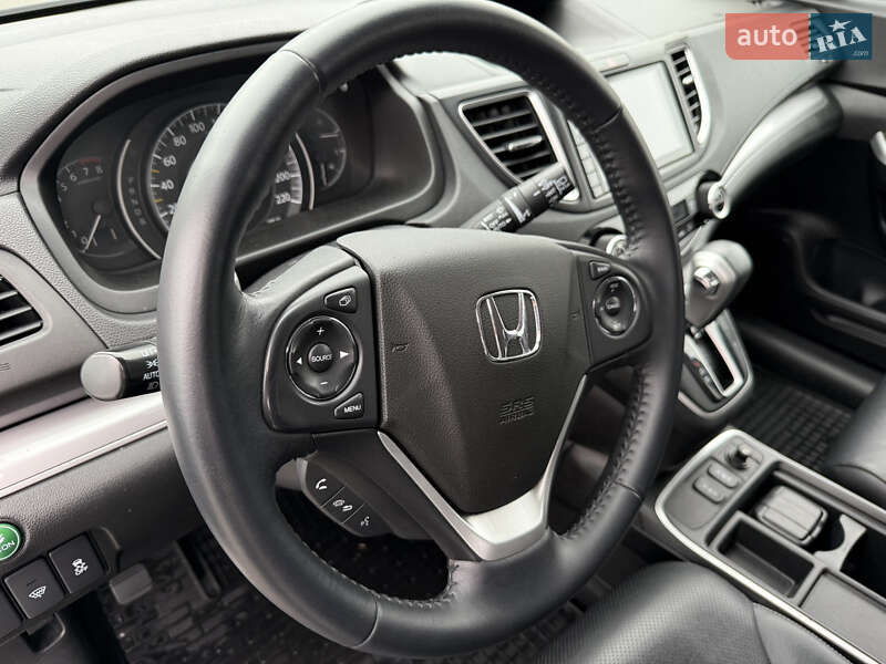 Позашляховик / Кросовер Honda CR-V 2015 в Києві