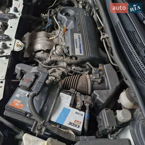 Позашляховик / Кросовер Honda CR-V 2015 в Олександрівці