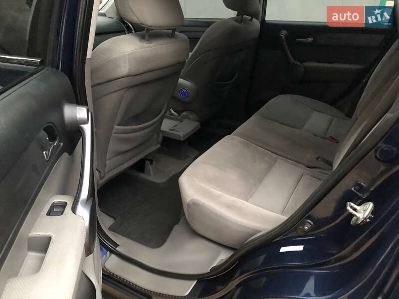 Позашляховик / Кросовер Honda CR-V 2009 в Охтирці