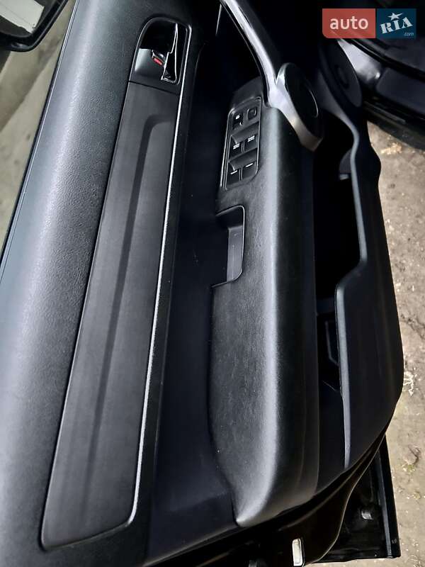 Позашляховик / Кросовер Honda CR-V 2008 в Долині фото 5 Позашляховик / Кросовер Honda CR-V 2008 в Долині