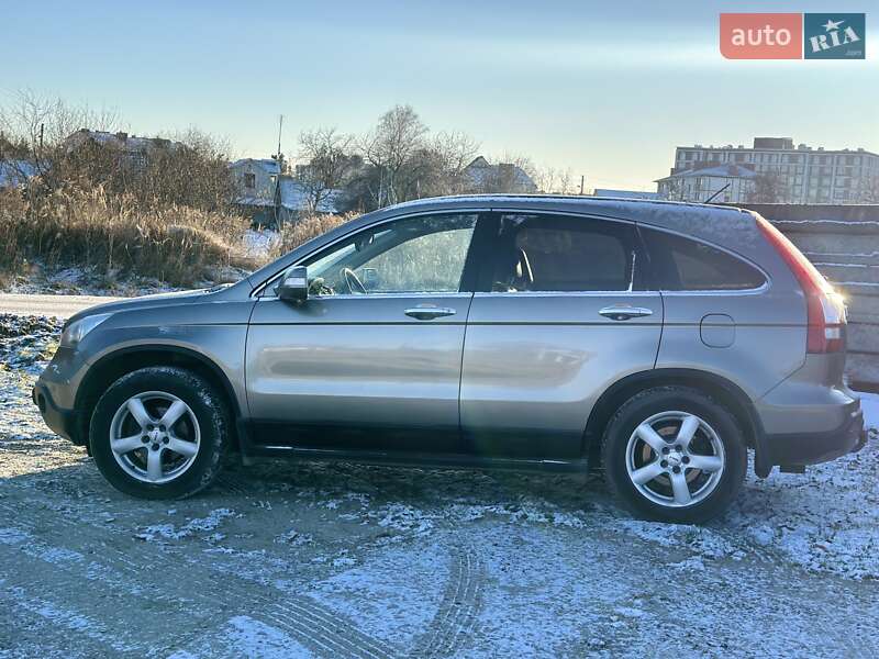 Позашляховик / Кросовер Honda CR-V 2008 в Луцьку