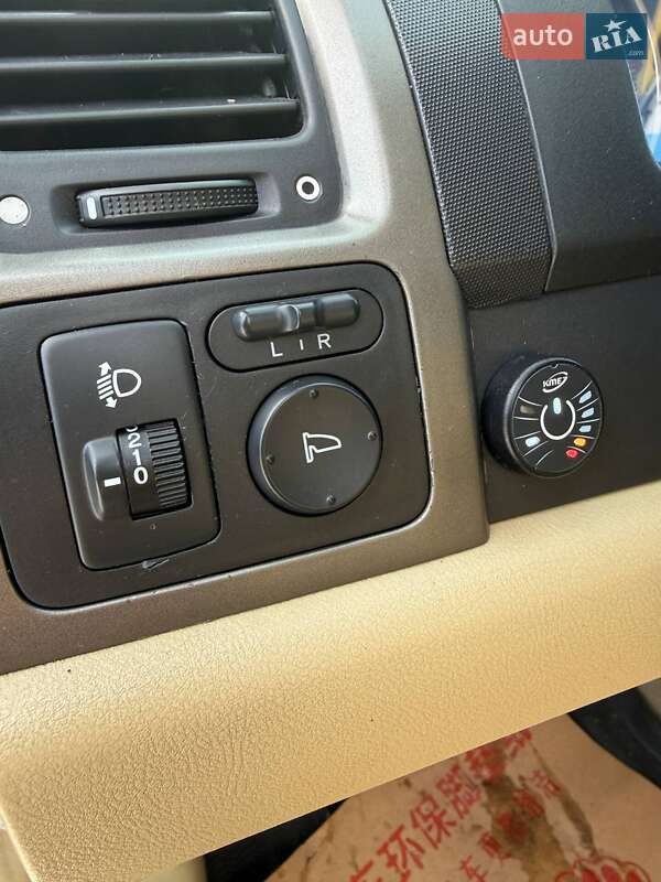 Позашляховик / Кросовер Honda CR-V 2007 в Кривому Розі фото 13 Позашляховик / Кросовер Honda CR-V 2007 в Кривому Розі