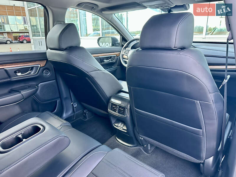 Позашляховик / Кросовер Honda CR-V 2018 в Києві