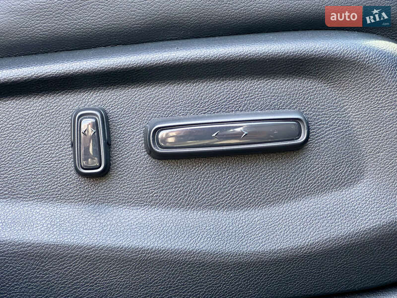 Позашляховик / Кросовер Honda CR-V 2018 в Києві