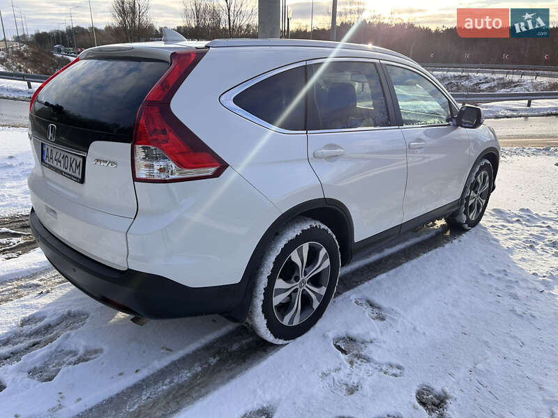 Внедорожник / Кроссовер Honda CR-V 2014 в Киеве