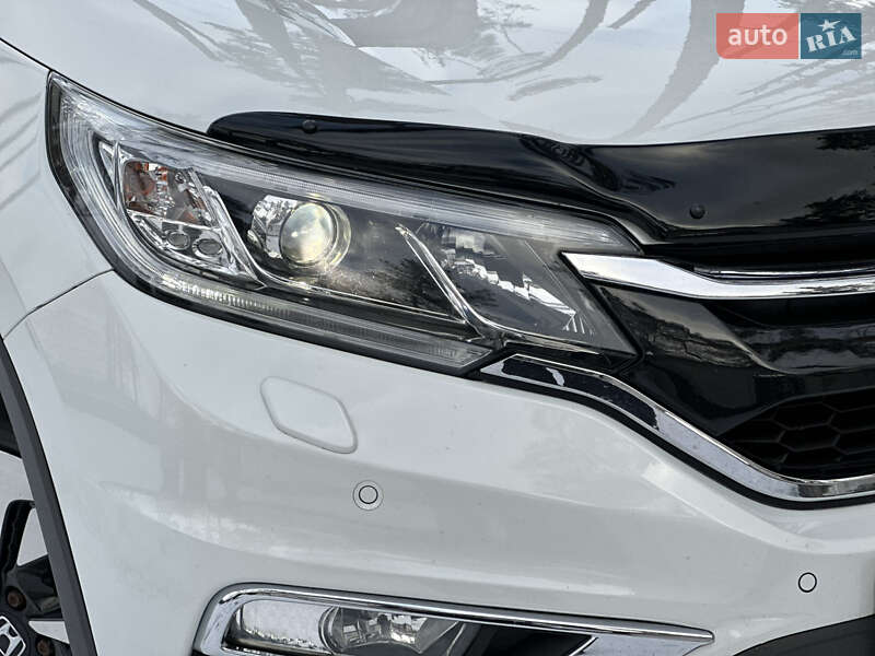 Внедорожник / Кроссовер Honda CR-V 2017 в Киеве