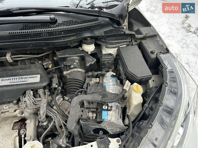 Внедорожник / Кроссовер Honda CR-V 2017 в Киеве