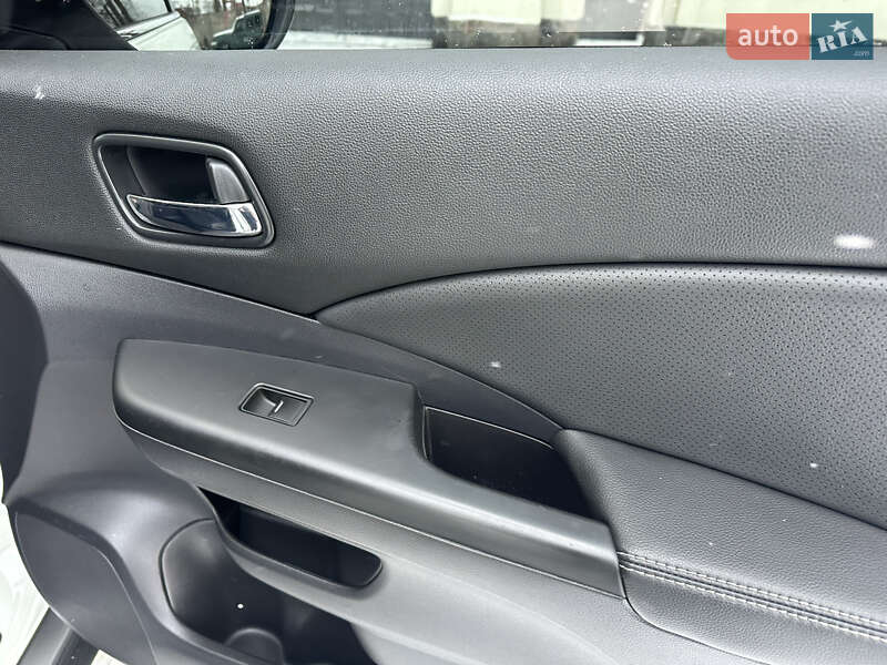 Внедорожник / Кроссовер Honda CR-V 2017 в Киеве