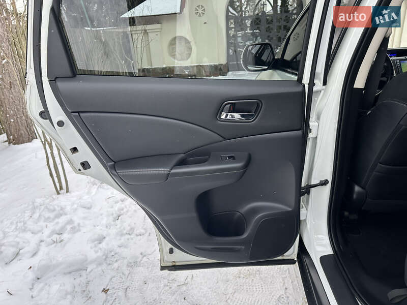 Внедорожник / Кроссовер Honda CR-V 2017 в Киеве