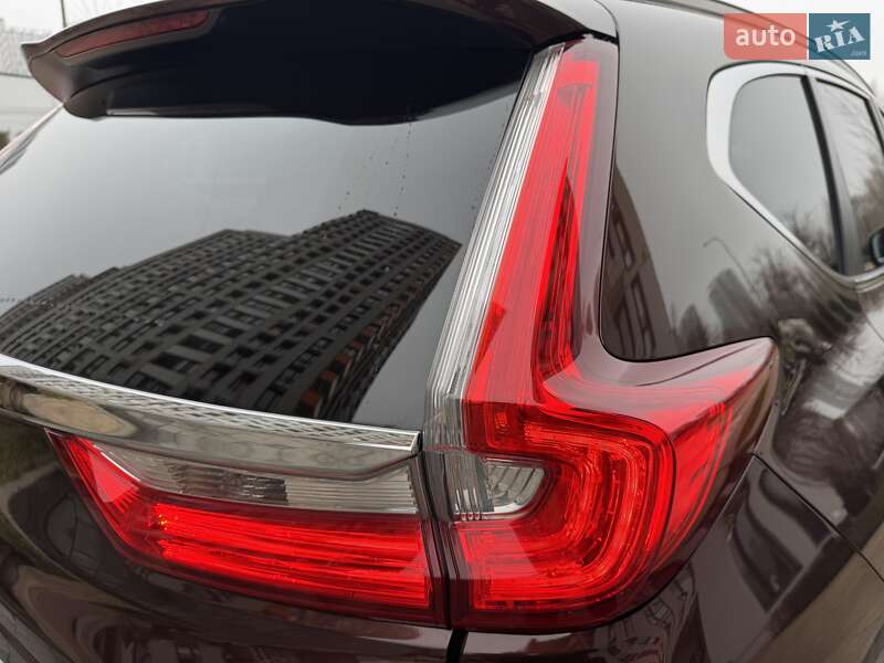 Внедорожник / Кроссовер Honda CR-V 2018 в Киеве