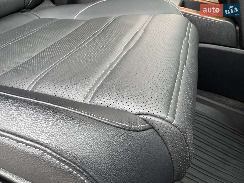 Внедорожник / Кроссовер Honda CR-V 2018 в Киеве