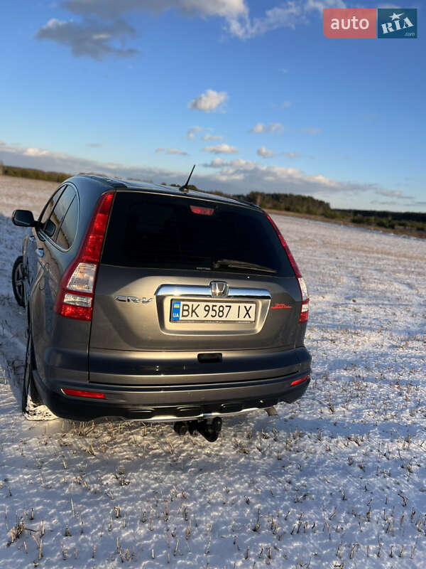 Внедорожник / Кроссовер Honda CR-V 2010 в Радивилове