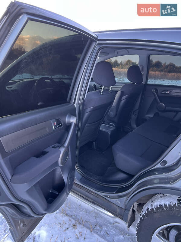 Внедорожник / Кроссовер Honda CR-V 2010 в Радивилове