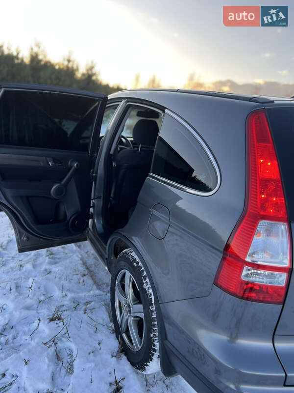 Внедорожник / Кроссовер Honda CR-V 2010 в Радивилове