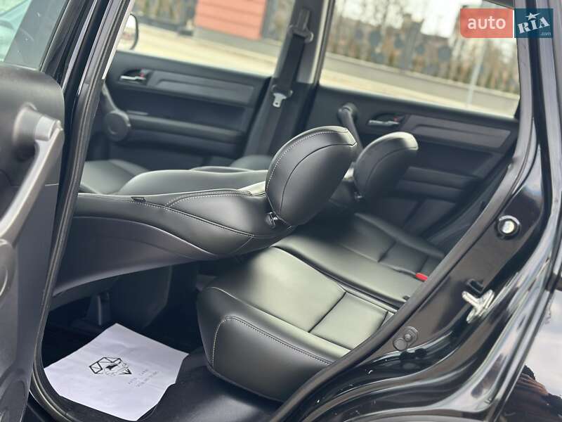 Внедорожник / Кроссовер Honda CR-V 2008 в Дрогобыче