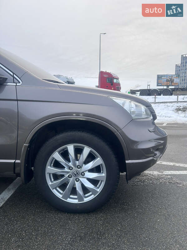 Внедорожник / Кроссовер Honda CR-V 2010 в Киеве