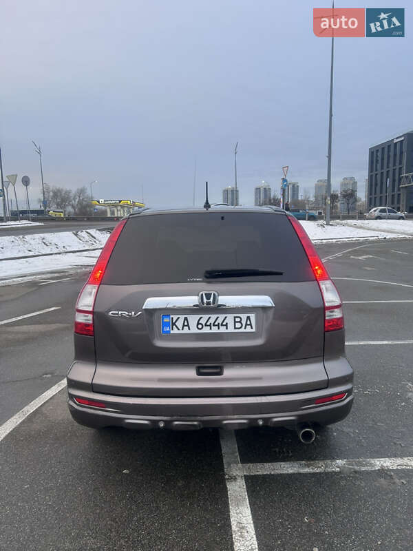 Внедорожник / Кроссовер Honda CR-V 2010 в Киеве