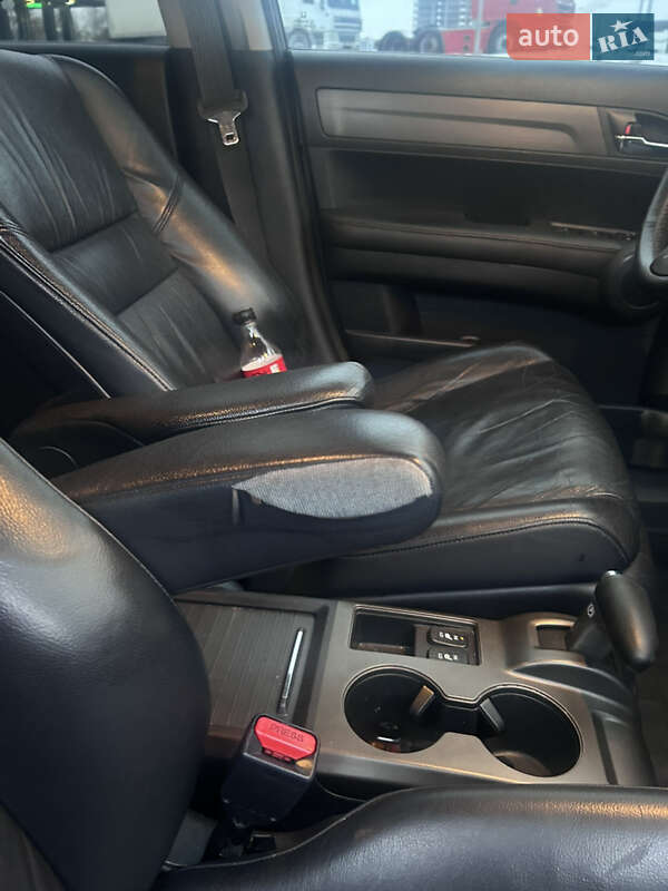 Внедорожник / Кроссовер Honda CR-V 2010 в Киеве