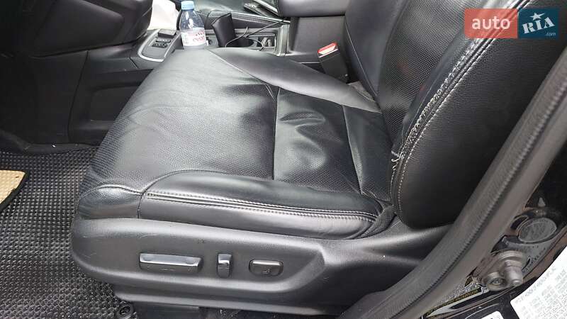 Внедорожник / Кроссовер Honda CR-V 2016 в Одессе