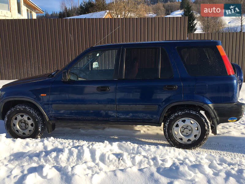 Внедорожник / Кроссовер Honda CR-V 1998 в Черной Тисе фото 3 Внедорожник / Кроссовер Honda CR-V 1998 в Черной Тисе