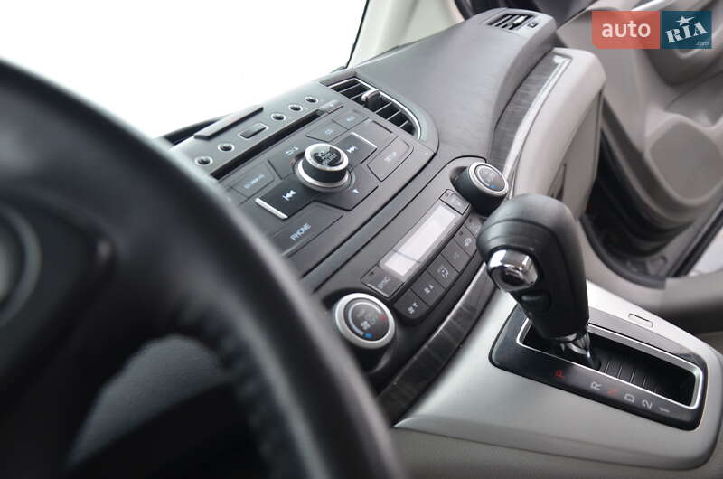Внедорожник / Кроссовер Honda CR-V 2014 в Дрогобыче