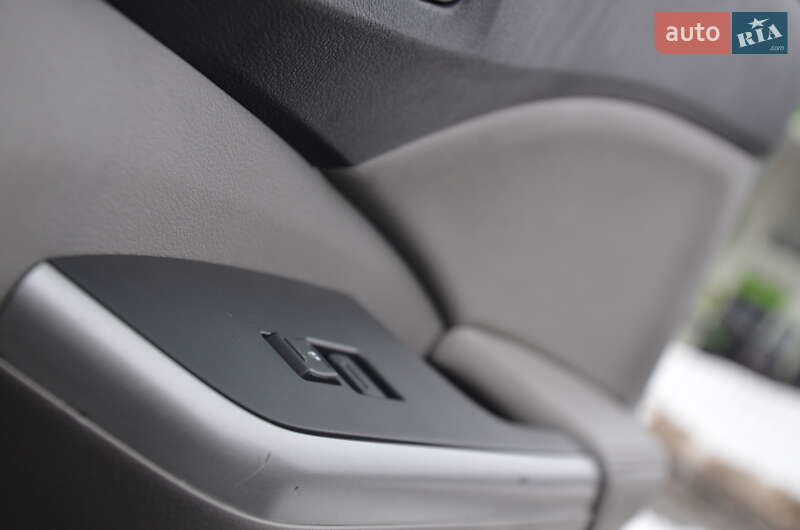 Внедорожник / Кроссовер Honda CR-V 2014 в Дрогобыче