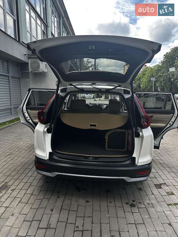 Внедорожник / Кроссовер Honda CR-V 2021 в Ивано-Франковске