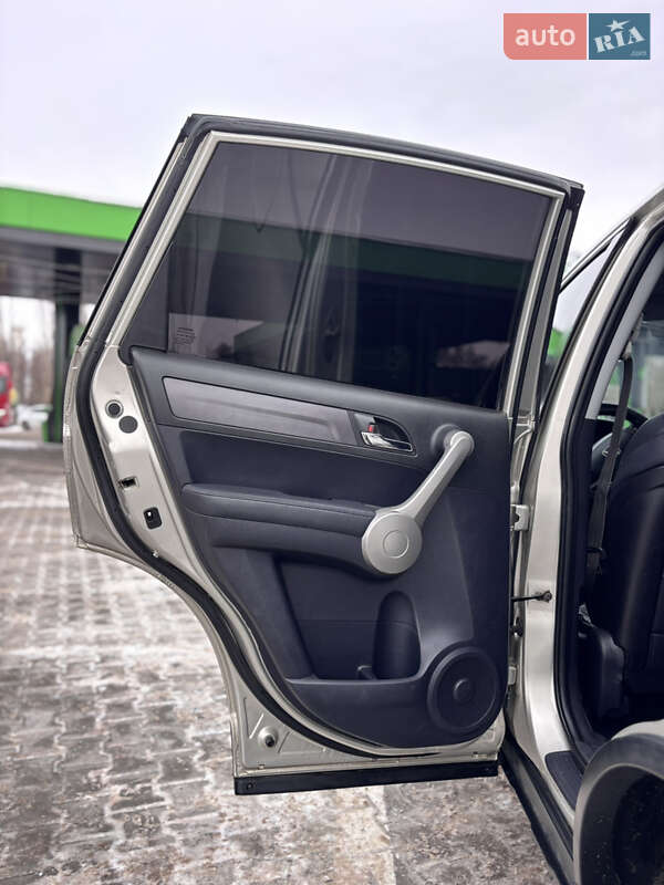 Внедорожник / Кроссовер Honda CR-V 2007 в Кременчуге