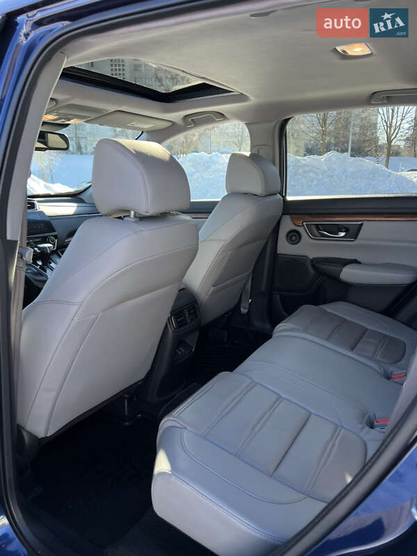 Внедорожник / Кроссовер Honda CR-V 2017 в Киеве фото 46 Внедорожник / Кроссовер Honda CR-V 2017 в Киеве