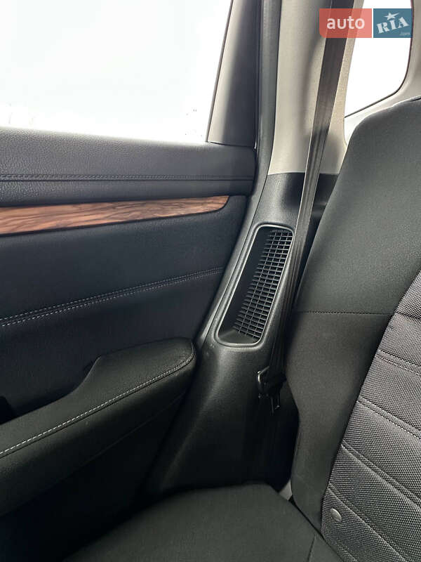 Внедорожник / Кроссовер Honda CR-V 2020 в Тернополе