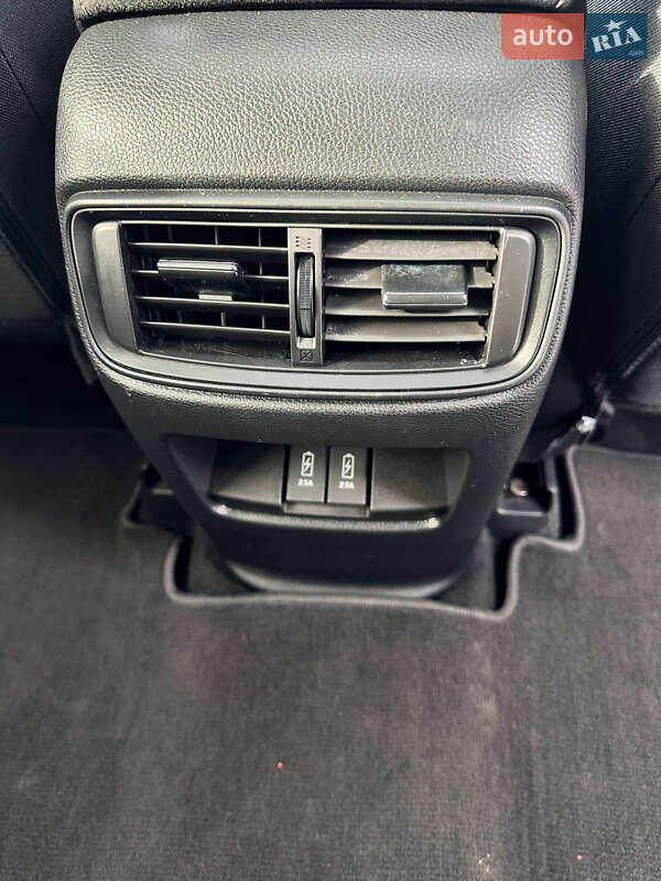 Внедорожник / Кроссовер Honda CR-V 2020 в Тернополе