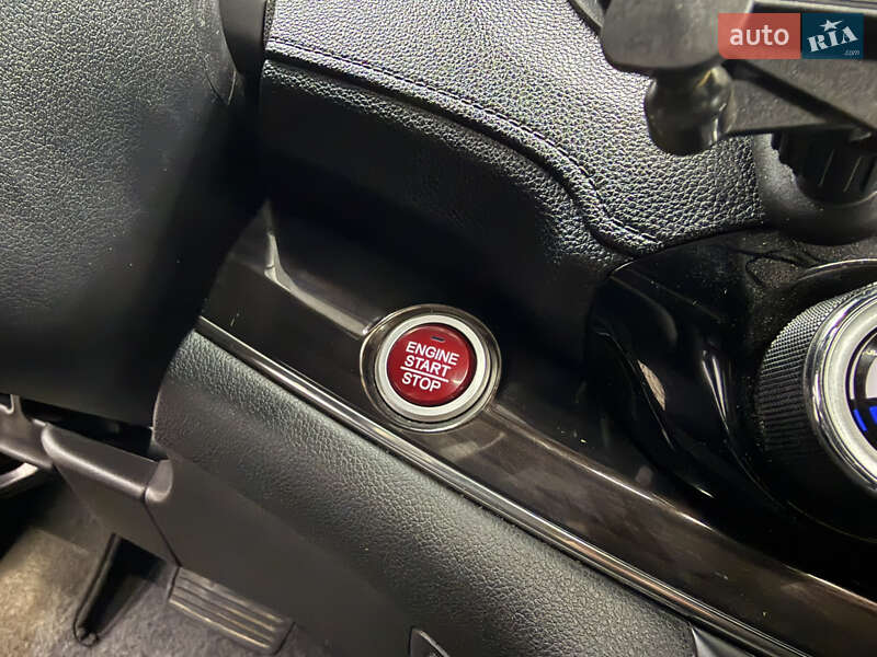 Внедорожник / Кроссовер Honda CR-V 2015 в Одессе фото 16 Внедорожник / Кроссовер Honda CR-V 2015 в Одессе
