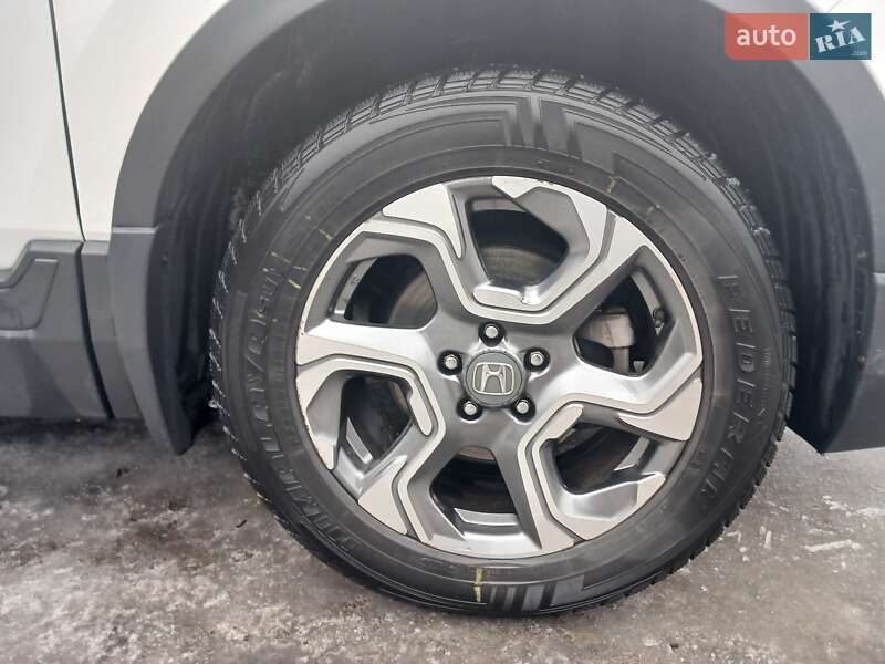 Внедорожник / Кроссовер Honda CR-V 2018 в Полтаве