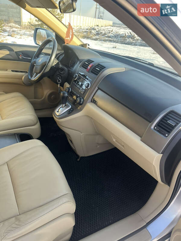 Внедорожник / Кроссовер Honda CR-V 2007 в Жовкве