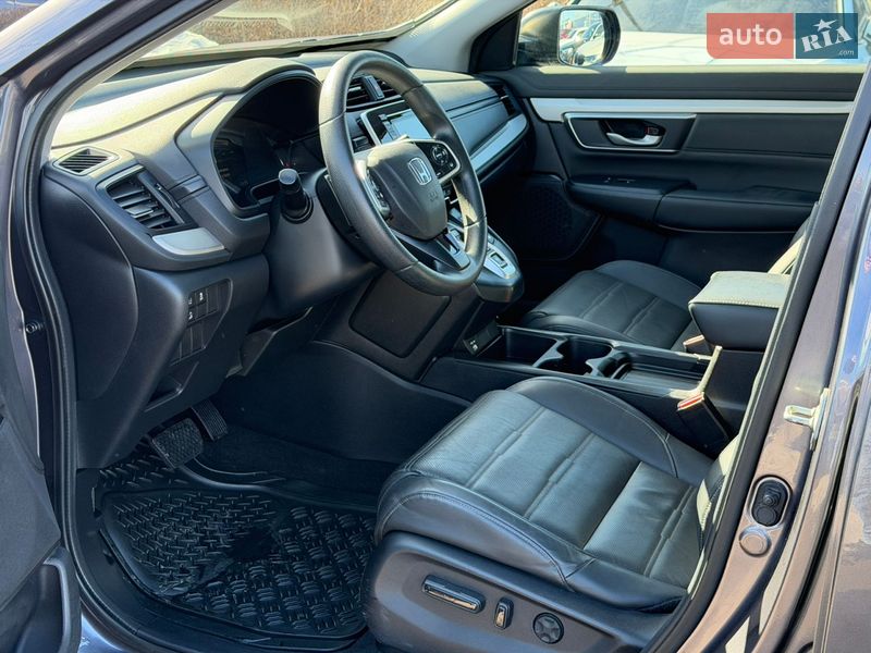 Внедорожник / Кроссовер Honda CR-V 2020 в Киеве