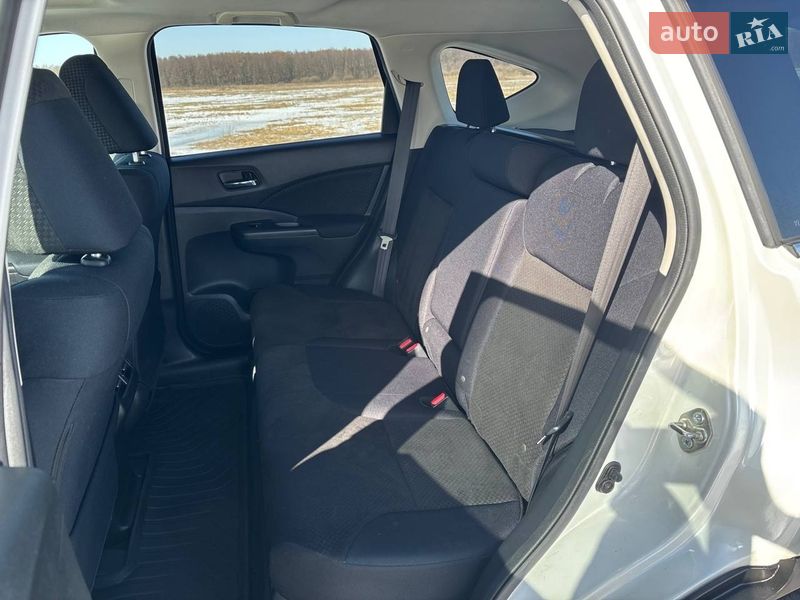 Внедорожник / Кроссовер Honda CR-V 2015 в Ахтырке