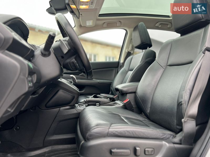 Внедорожник / Кроссовер Honda CR-V 2016 в Ивано-Франковске