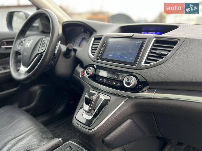Внедорожник / Кроссовер Honda CR-V 2016 в Ивано-Франковске