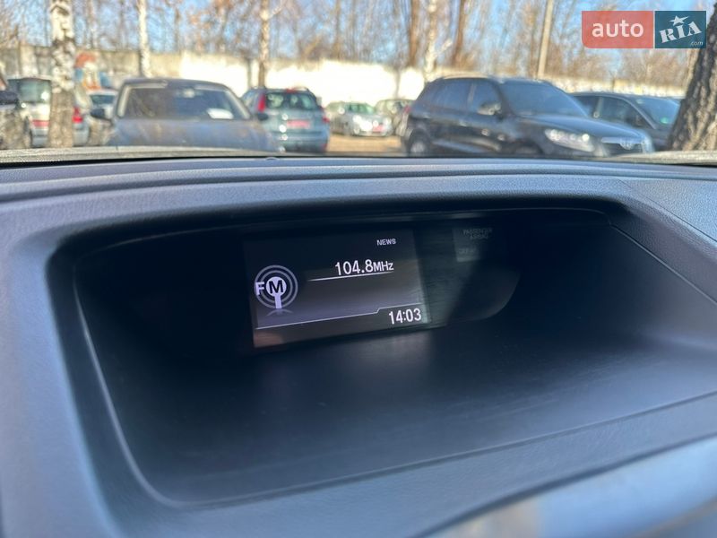 Внедорожник / Кроссовер Honda CR-V 2015 в Луцке